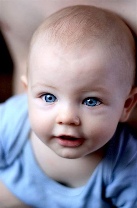 sarışın mavi gözlü bebek resimleri